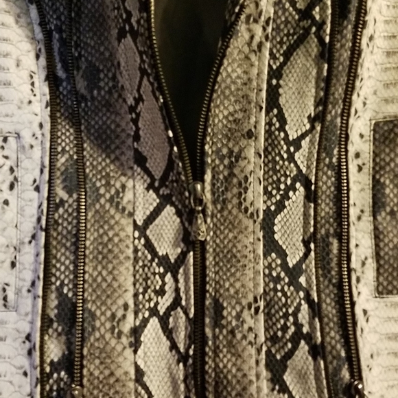 NWT Affliction exotic print jacket - Picture 4 of 4